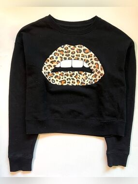 Wildfang Black Crewneck Sweatshirt lips leopard animal print large